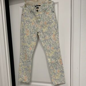Roz & Ali Floral Print Straight Leg Jeans